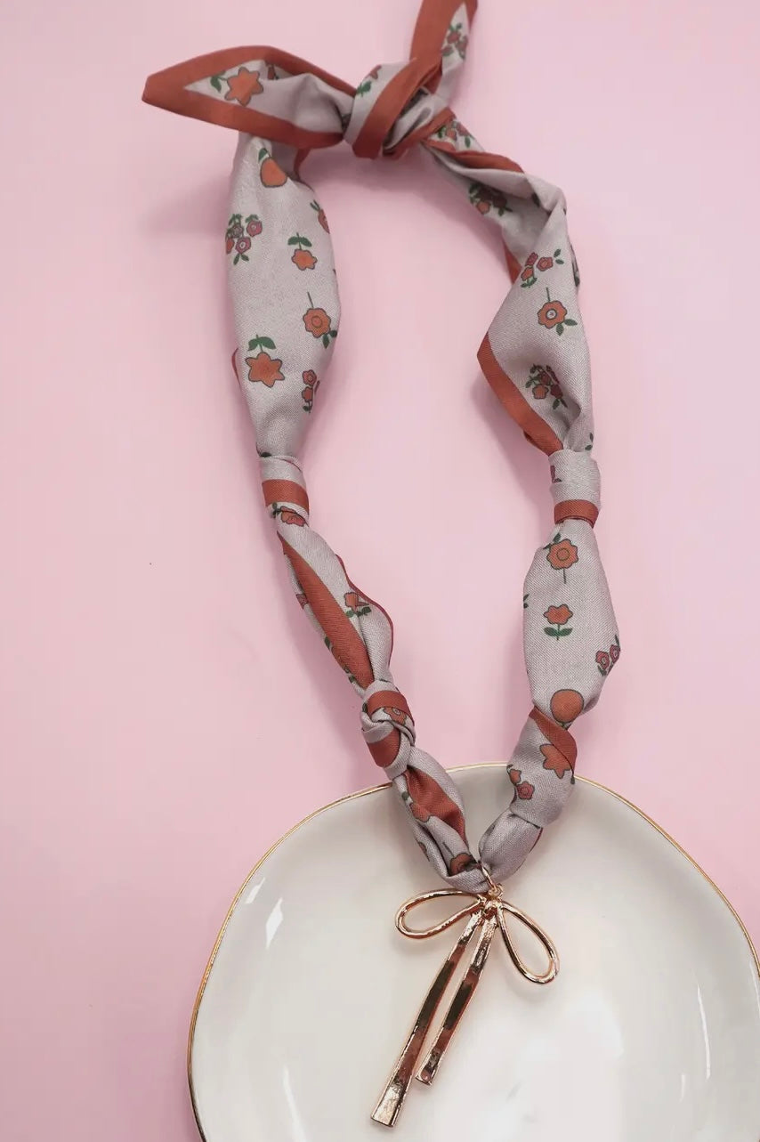 SCARF NECKLACE