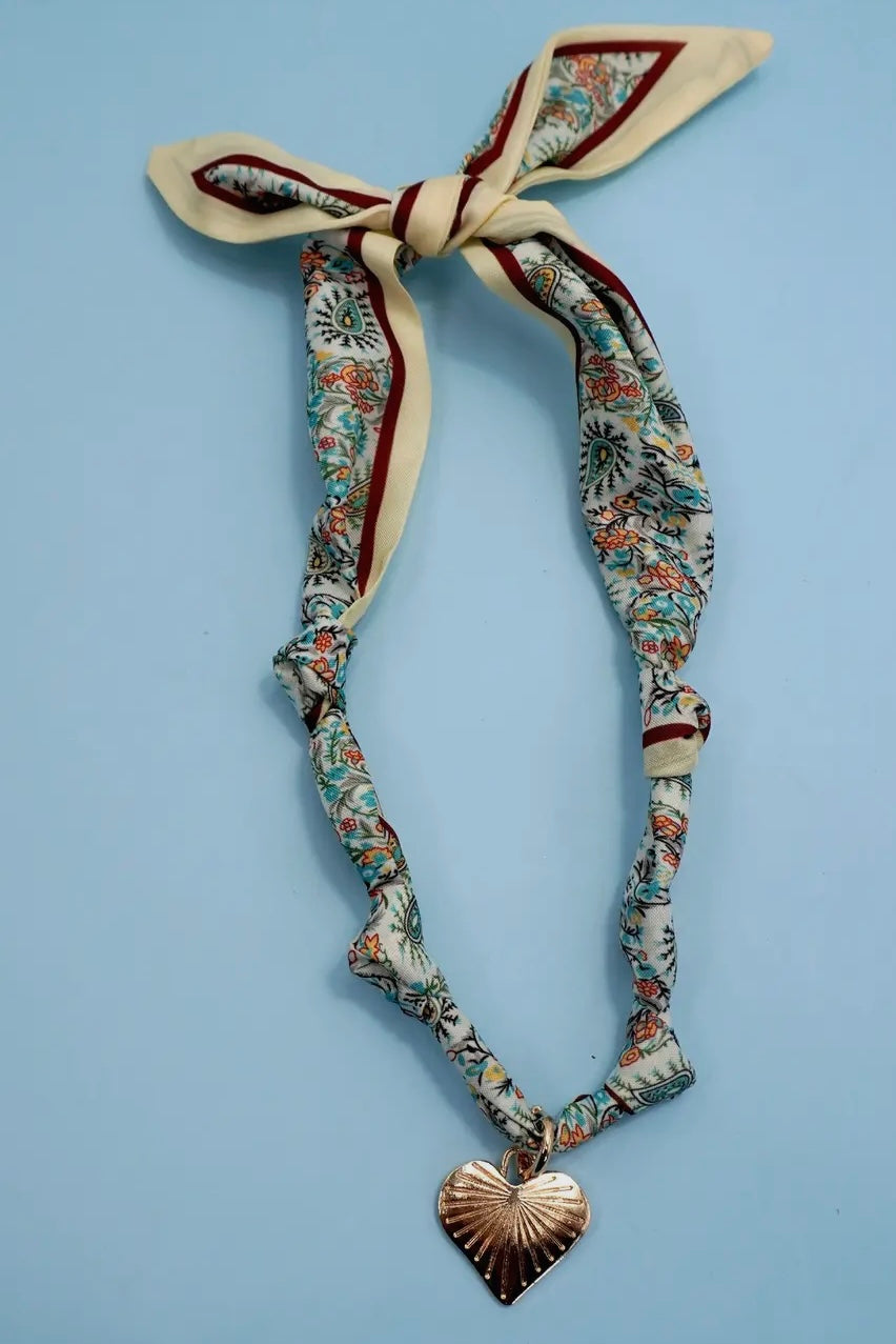 SCARF NECKLACE