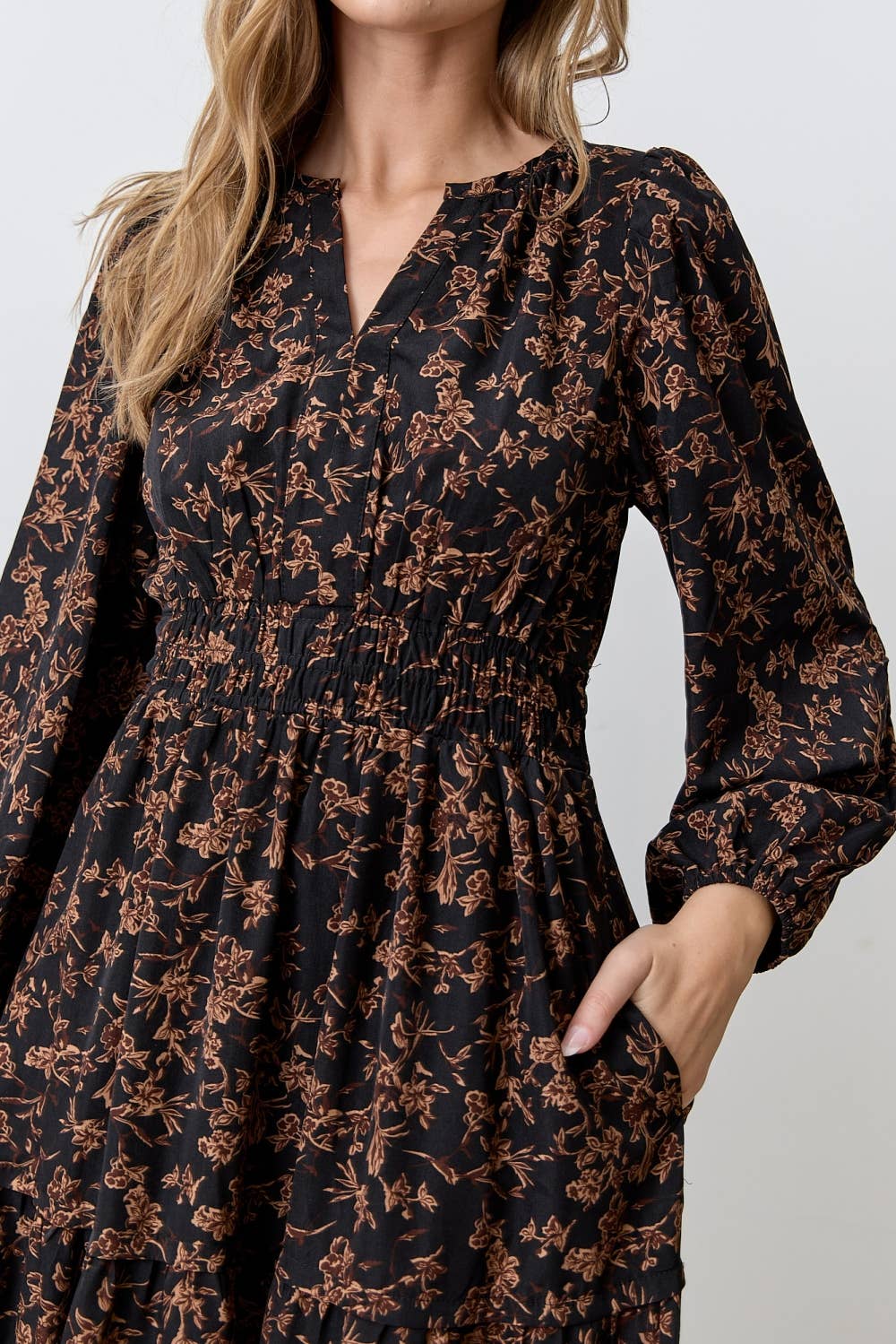 (PLUS) FLORAL PRINT LONG SLEEVE MIDI DRESS